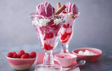 Strawberry Delight Sundae